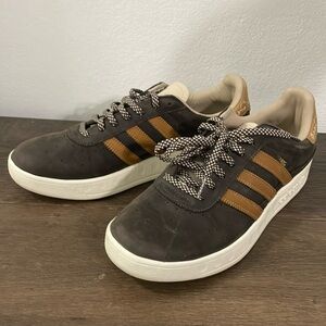 Adidas Munchen "Oktoberfest" Night Brown Size 8.5
